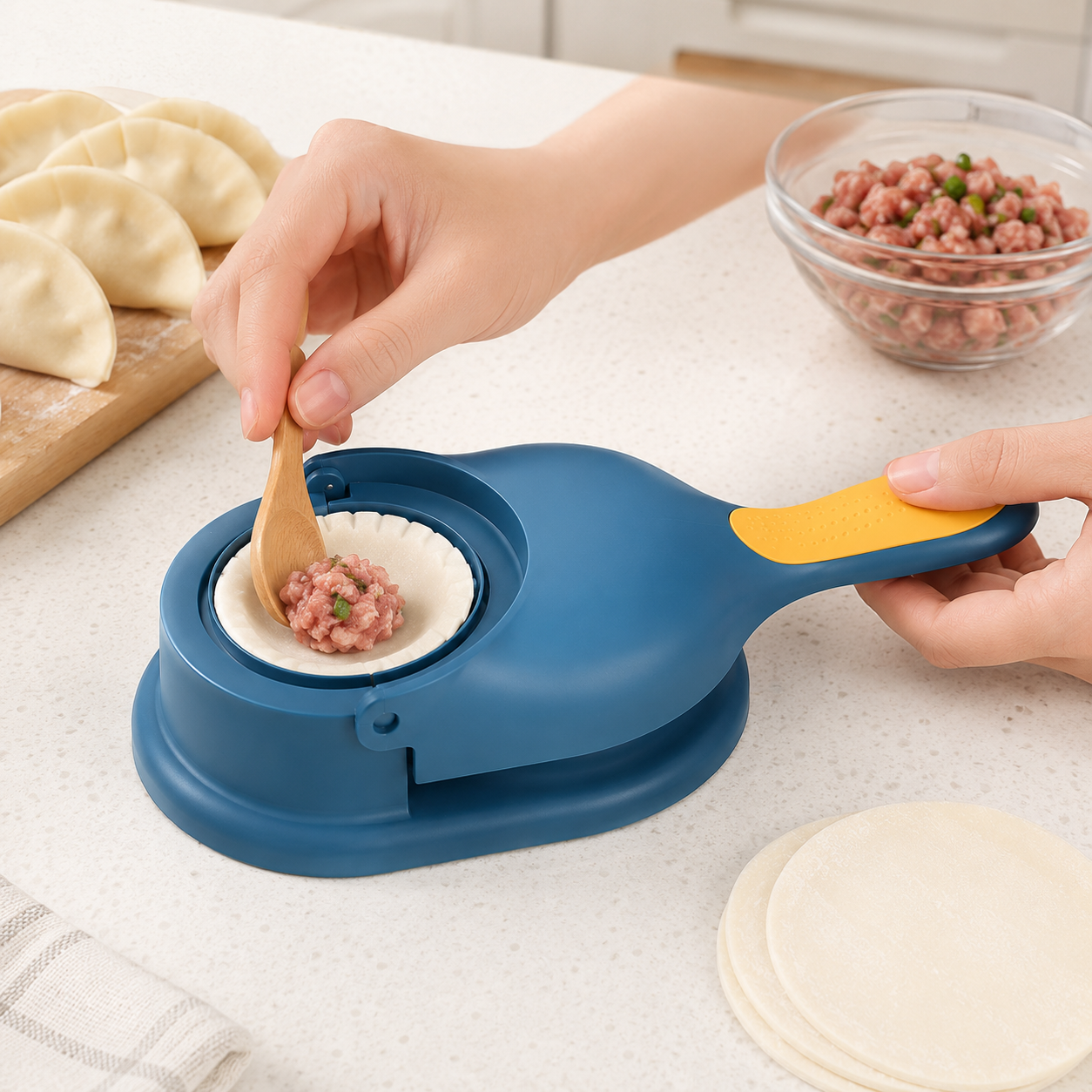 2-in-1 Manual Dumpling Maker & Dough Press